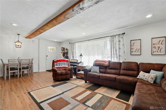 1243 White Oak Dr, House other with 3 bedrooms, 2 bathrooms and null parking in Springfield OH | Image 12
