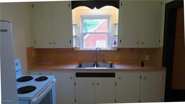 2 W Haywood Ave, House other with 4 bedrooms, 2 bathrooms and null parking in Struthers OH | Image 5