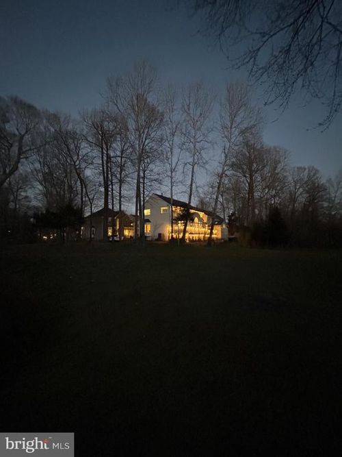 9140 Stonegarden Dr, LORTON, VA, 22079-4731 | Card Image