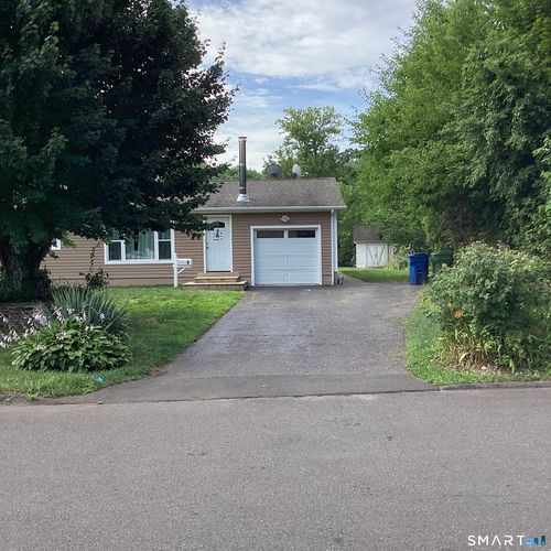 9 Washington Rd, Windsor, CT, 06095-3558 | Card Image