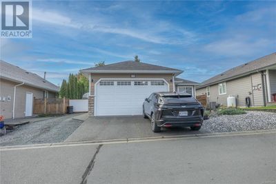 2698 Vancouver Pl, House other with 2 bedrooms, 2 bathrooms and 3 parking in Campbell River BC | Image 1