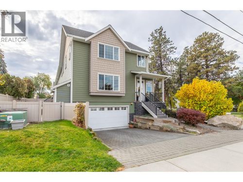 101-168 Regina Ave, Penticton, BC, V2A2K8 | Card Image