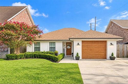 2905 Mayflower Street, Meraux, LA, 70075 | Card Image