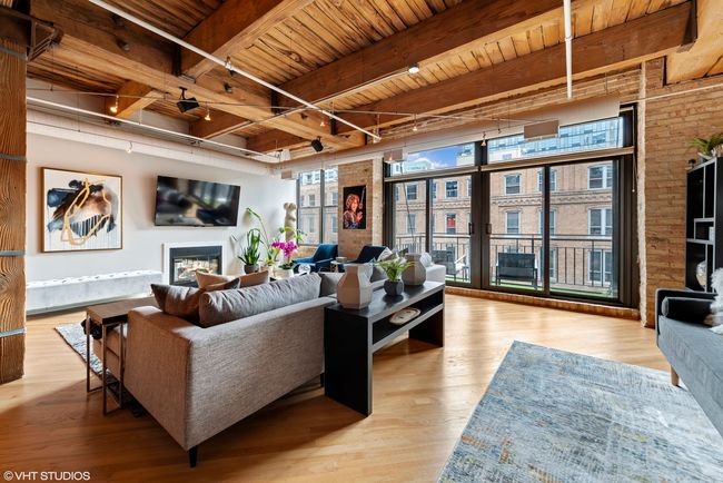 APT-410 - 375 W Erie St, Condo with 3 bedrooms, 2 bathrooms and 2 parking in CHICAGO IL | Image 4