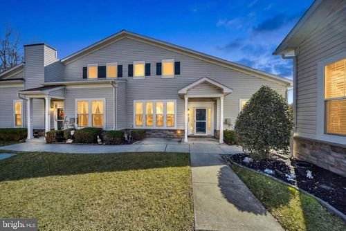 b-8-124 Jacobia Dr, PASADENA, MD, 21122-1054 | Card Image