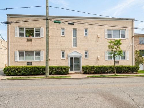 8-325 1st St, Carlstadt, NJ, 07072 | Card Image