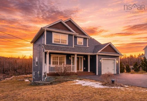 397 Hemlock Dr, Upper Tantallon, NS, B3Z0E1 | Card Image