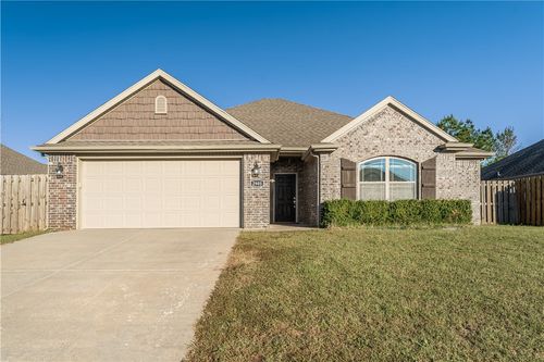 2905 S 4th St, Rogers, AR, 72758-6047 | Card Image