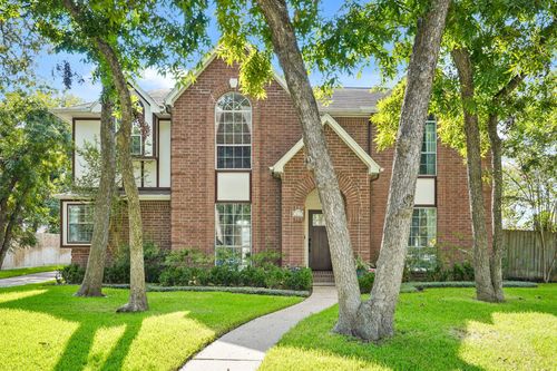 1017 Oak Knoll Ct, Sugar Land, TX, 77498-2677 | Card Image