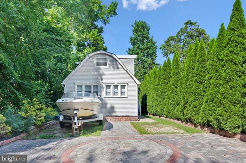 79 E Atlantic Ave, CLEMENTON, NJ, 08021 | Card Image
