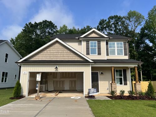 211 W Saltgrass Ln, Smithfield, NC, 27577-3403 | Card Image