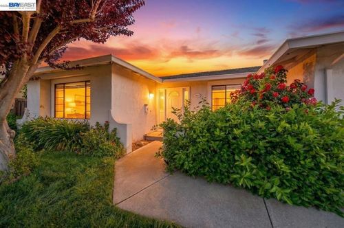 7449 Muirwood Ct, Pleasanton, CA, 94588 | Card Image