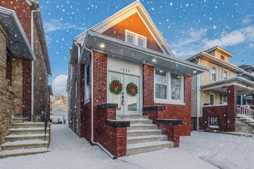 1631 Cleveland Ave, Whiting, IN, 46394-1311 | Card Image