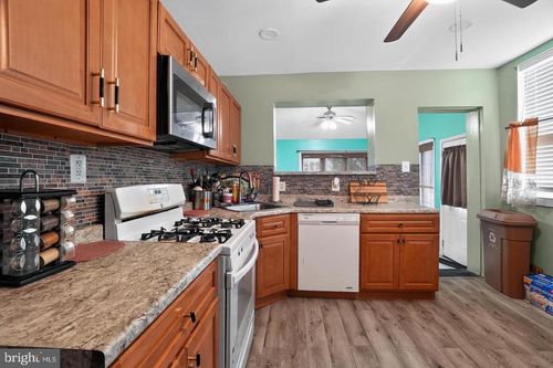 108 E Township Line Rd, HAVERTOWN, PA, 19083-5429 | Card Image