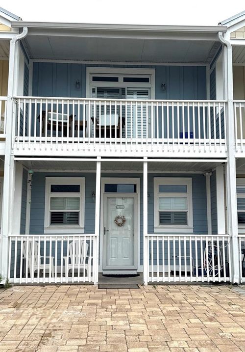 105 S 38th St, Mexico Beach, FL, 32456-0274 | Card Image