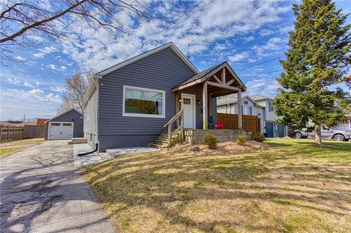 26 Clara Cres, Brantford, ON, N3S7C7 | Card Image