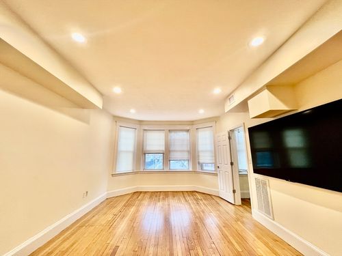 1-69 Babcock St, Brookline, MA, 02446-5933 | Card Image