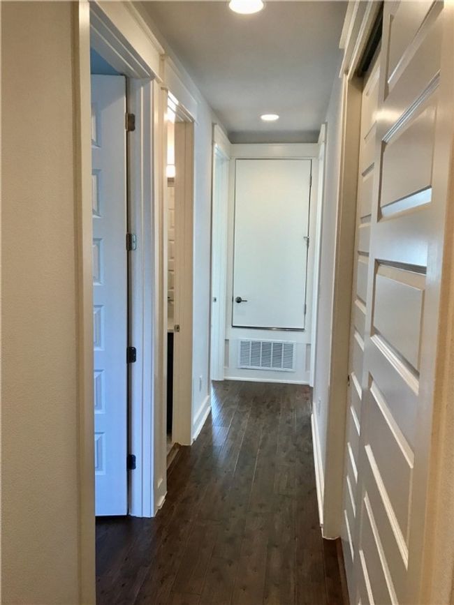 A - 904 E 54 Th St, House other with 3 bedrooms, 3 bathrooms and 2 parking in Austin TX | Image 11