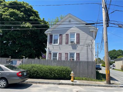 51 Cutler Street, House other with 1 bedrooms, 1 bathrooms and 2 parking in Warren RI | Image 2