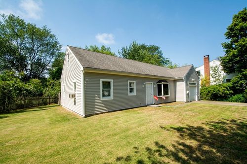 15 Cushing Rd, Cohasset, MA, 02025-1711 | Card Image