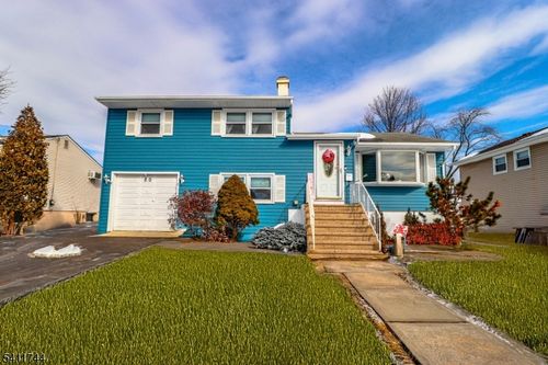 20 Alastair Pl, Colonia, NJ, 07067-1203 | Card Image