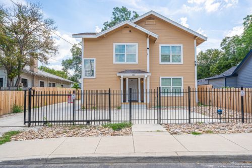 422 Gulf, San Antonio, TX, 78202-3110 | Card Image
