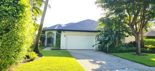 2800 Twin Oaks Way, Wellington, FL, 33414-7090 | Card Image