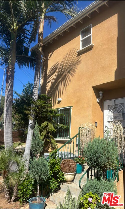 unit-1-12368 Osborne St, Pacoima, CA, 91331-7065 | Card Image