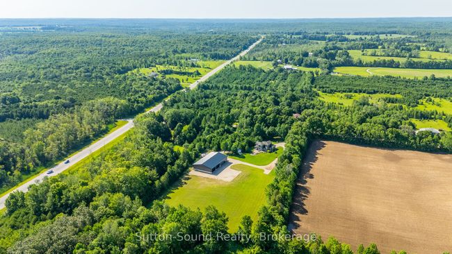 782801 3 Sideroad, House other with 4 bedrooms, 4 bathrooms and 25 parking in Chatsworth ON | Image 44