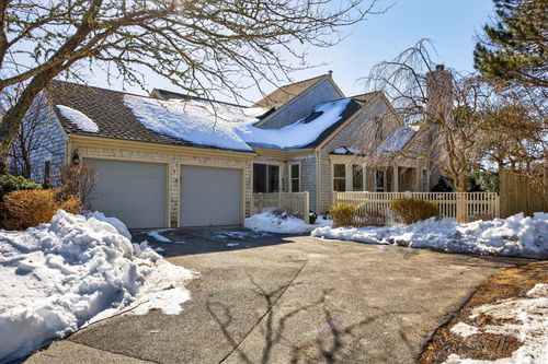 2 Pine Grove Rd, South Yarmouth, MA, 02664-5235 | Card Image