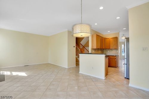 168 Gladstone Dr, Parsippany, NJ, 07054-3418 | Card Image