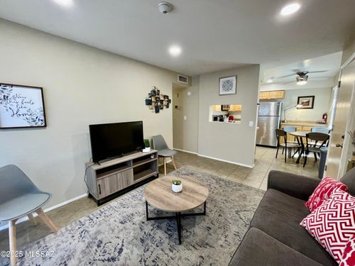 apt-415-1810 E Blacklidge Dr, Tucson, AZ, 85719-2776 | Card Image