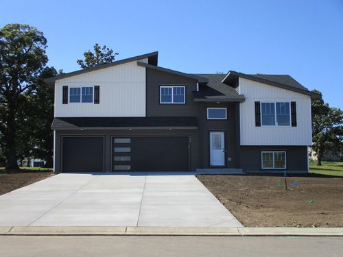 148 Cedar St Se, Kimball, MN, 55353 | Card Image