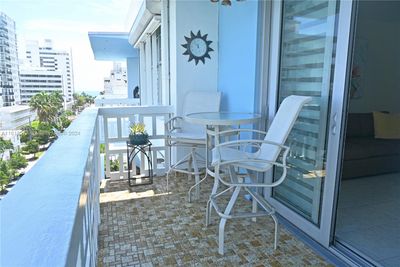 7D - 1776 James Ave, Condo with 1 bedrooms, 1 bathrooms and null parking in Miami Beach FL | Image 2