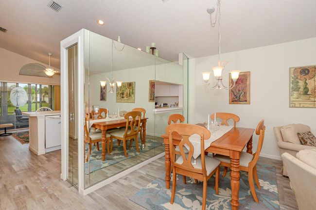 1162 Nw Lombardy Dr, Condo with 2 bedrooms, 2 bathrooms and null parking in Port St Lucie FL | Image 10