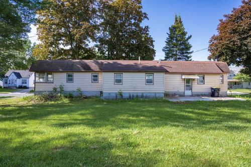 433 West Ave, Mauston, WI, 53948-1530 | Card Image