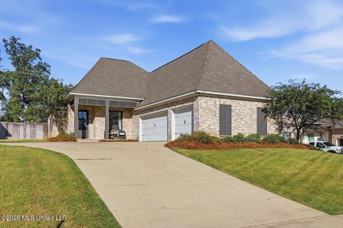 141 Camden Lake Dr, Madison, MS, 39110-7030 | Card Image