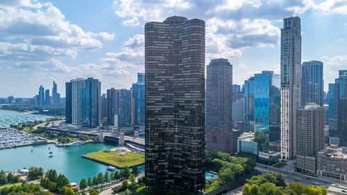 5104-5-505 Lake Shore Dr, Chicago, IL, 60611-6443 | Card Image