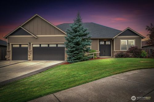 12018 Ne 45th Ave, Vancouver, WA, 98686-4715 | Card Image