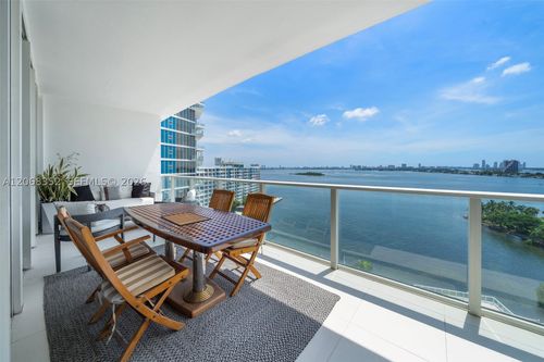 1407-2020 N Bayshore Dr, Miami, FL, 33137-5163 | Card Image