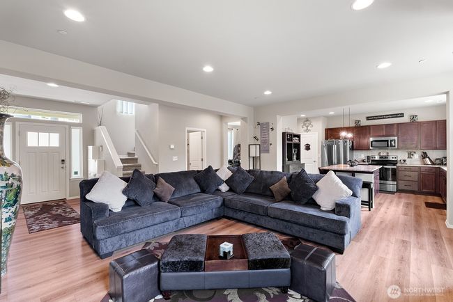 2225 Seringa Ave, House other with 4 bedrooms, 3 bathrooms and 2 parking in Bremerton WA | Image 9
