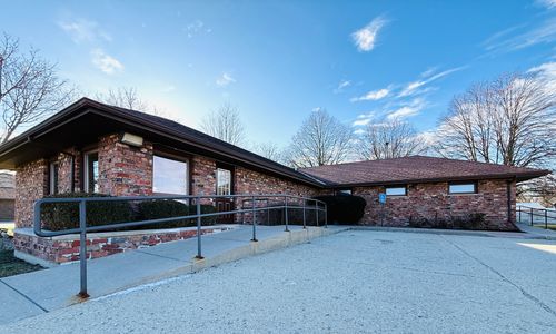 103 S John St, Dwight, IL, 60420-1413 | Card Image