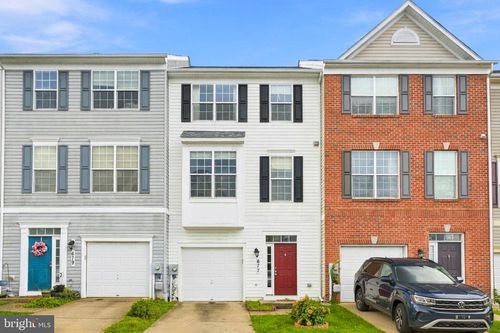 677 Tivoli Rd, FREDERICK, MD, 21703-4529 | Card Image