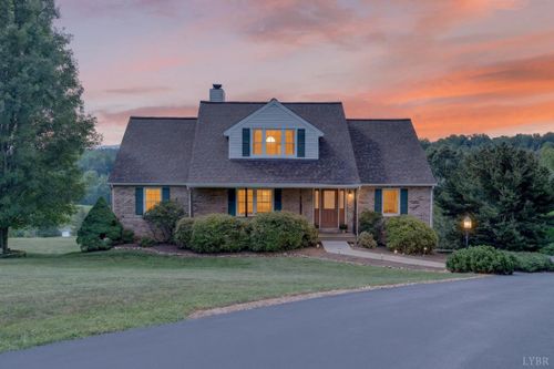 121 Pleasant View Drive, Goode, VA, 24556 | Card Image