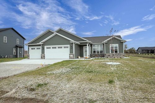 N8034 Oakwood Drive, Sherwood, WI, 54169 | Card Image