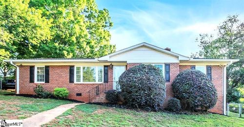 501 Farmington Rd, Greenville, SC, 29605-4614 | Card Image