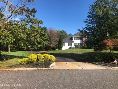 2 Steward Ct, Millstone Township, NJ, 08510-1529 | Card Image