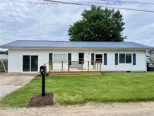212 Dogwood Dr, Millwood, WV, 25262-9730 | Card Image