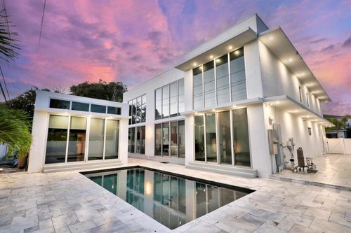 284 Ne 7th Street, Boca Raton, FL, 33432 | Card Image