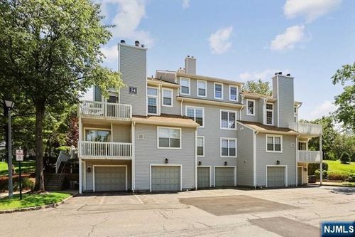 1 Quail Ct, Englewood, NJ, 07631-5035 | Card Image